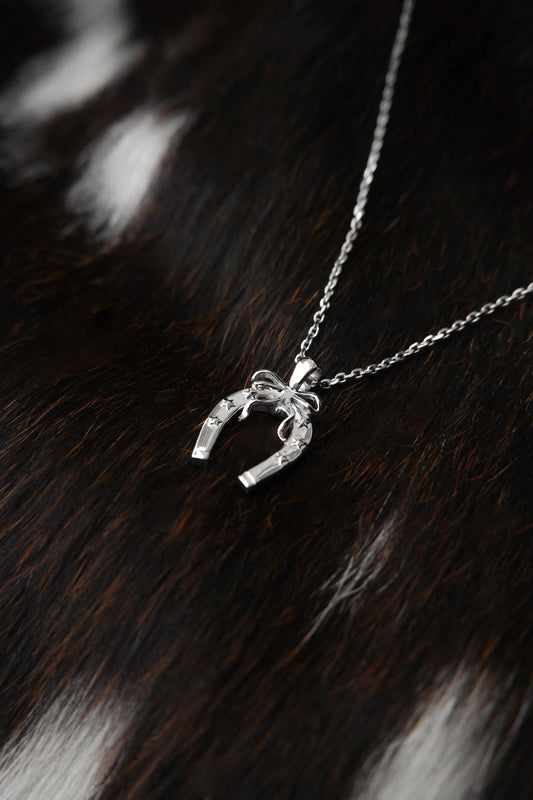 Lucky Trot Necklace [PREORDER]